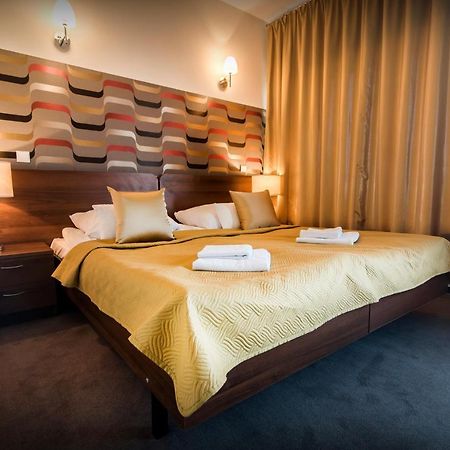 Terra Bella Hotel Бяла Подласка Екстериор снимка